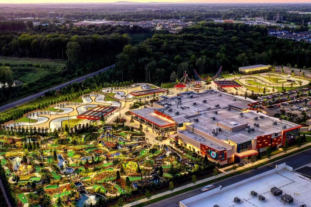 Frankie's Fun Park Overview